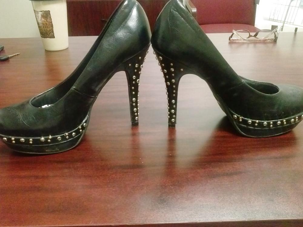 25P Sister In Laws Heels