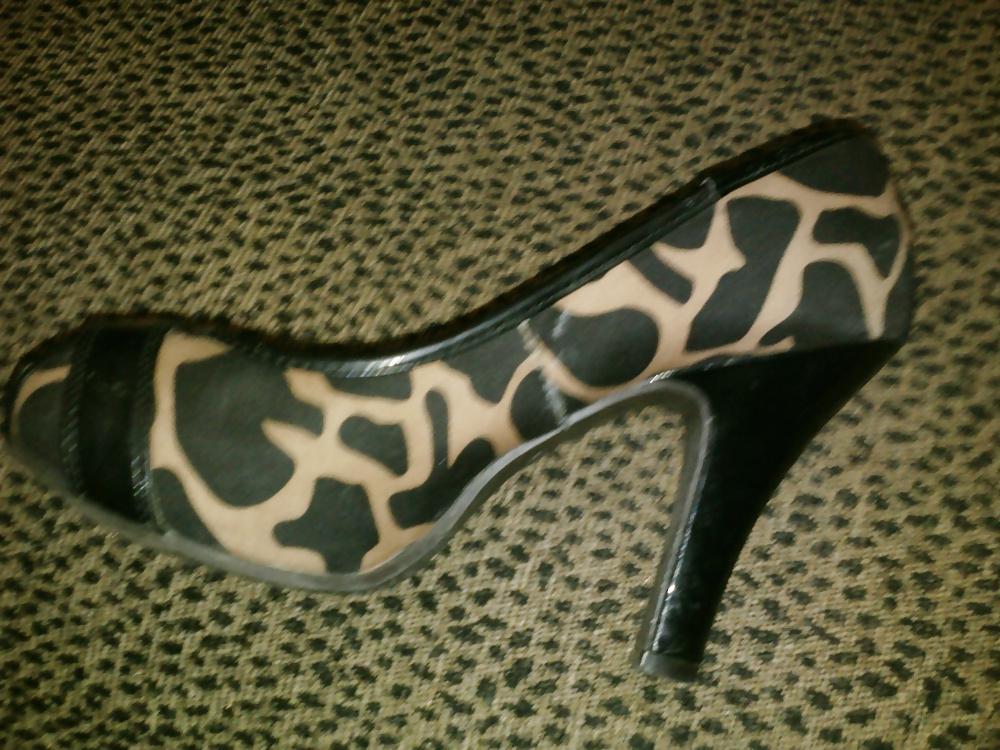 25P Sister In Laws Heels