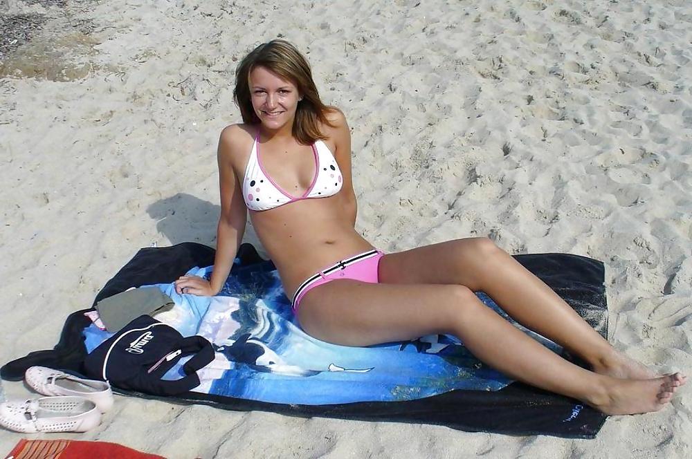 25P BEST OF BIKINI GIRLS 1