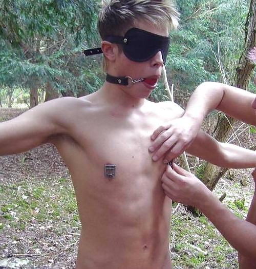 10P OUTDOOR MALE SLAVE