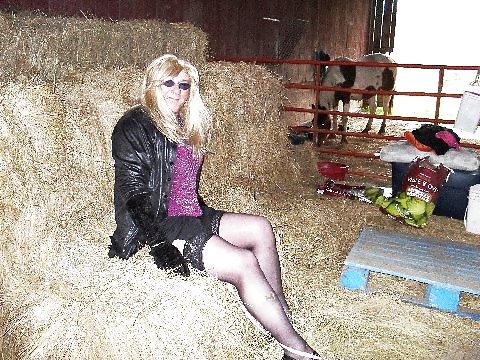 24P Sub sissy Gina
