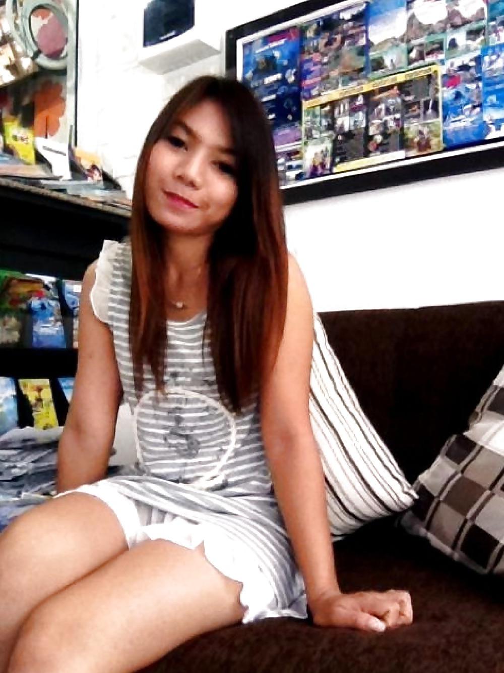 25P Our Thai Girl Friend Sweet  Dar. First time Naked photos 