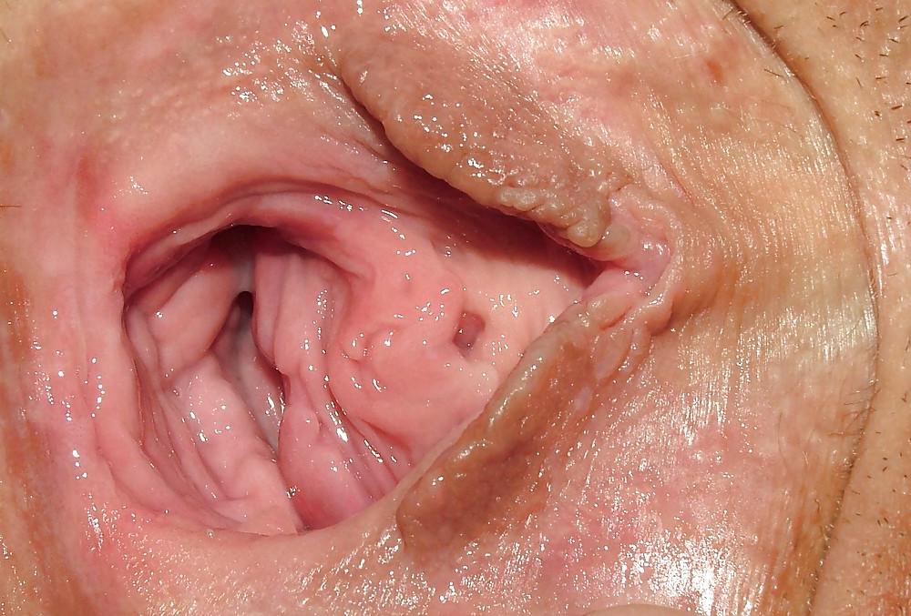 25P Pussy Gape