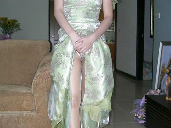 25P Friend's chinese wife at home