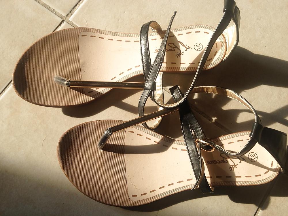 18P My sister 's shoes