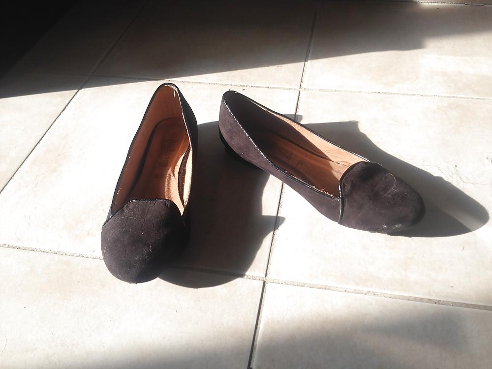 18P My sister 's shoes