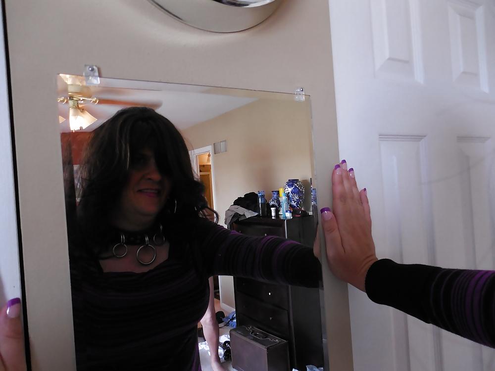 25P Sissy Laura