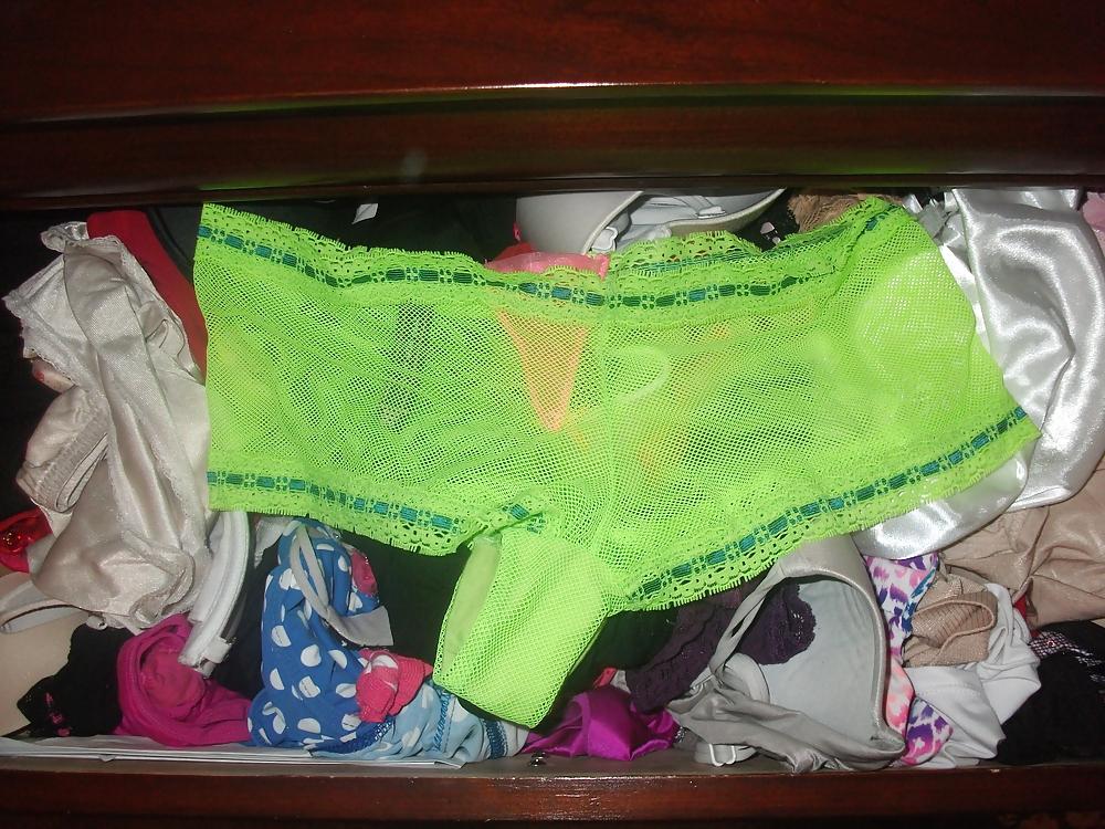 25P Found My Sister-in-Law's Panty Drawer!!!