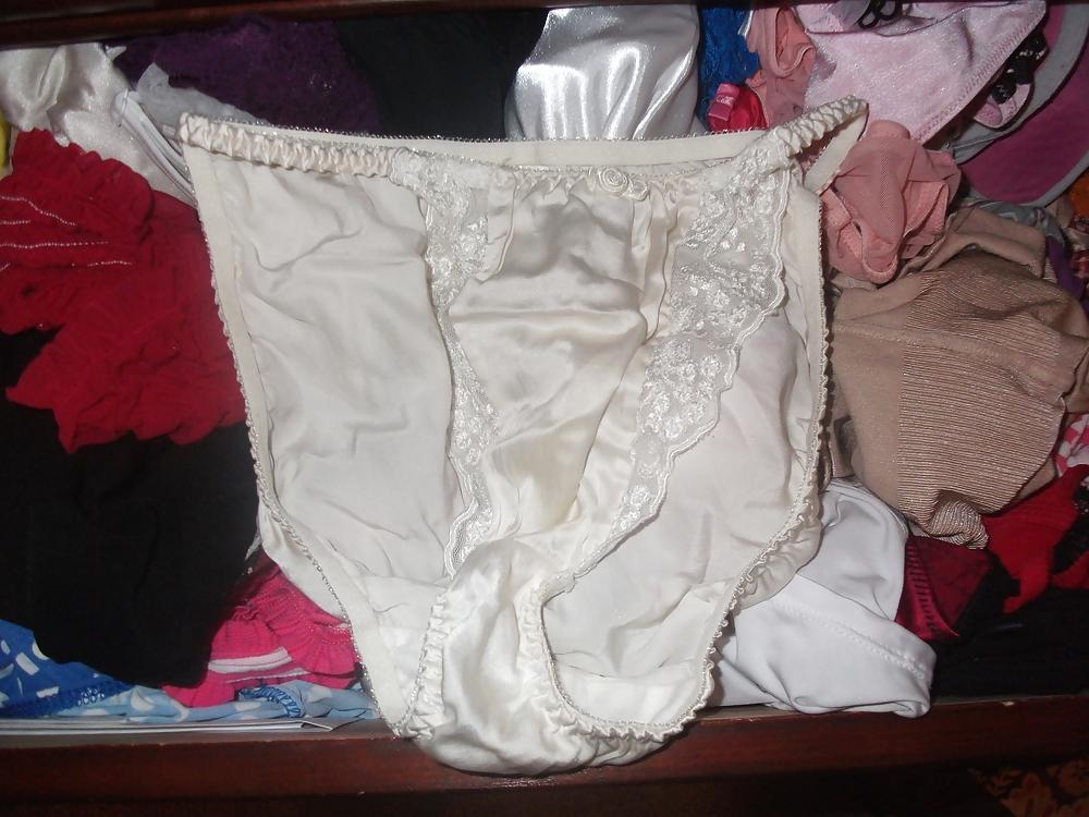 25P Found My Sister-in-Law's Panty Drawer!!!