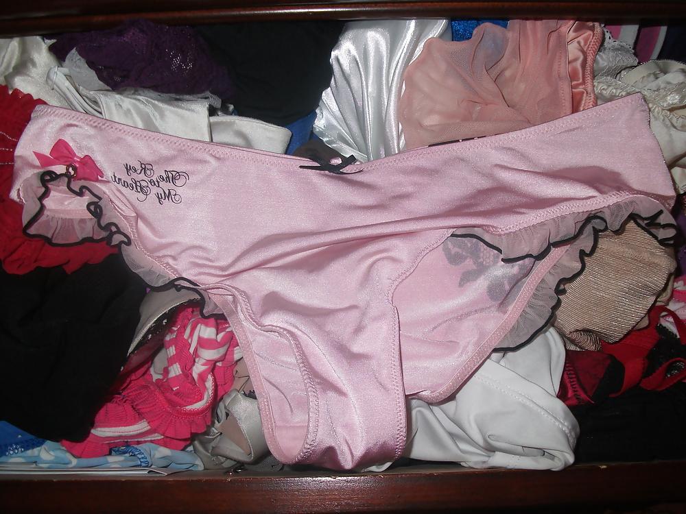 25P Found My Sister-in-Law's Panty Drawer!!!
