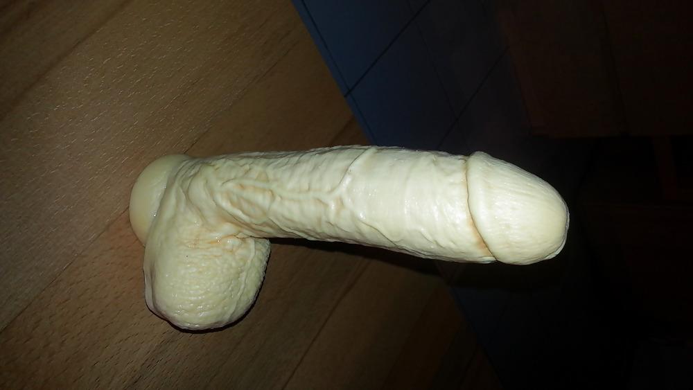 6P Huge Dildo
