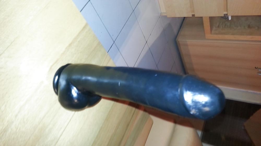 6P Huge Dildo