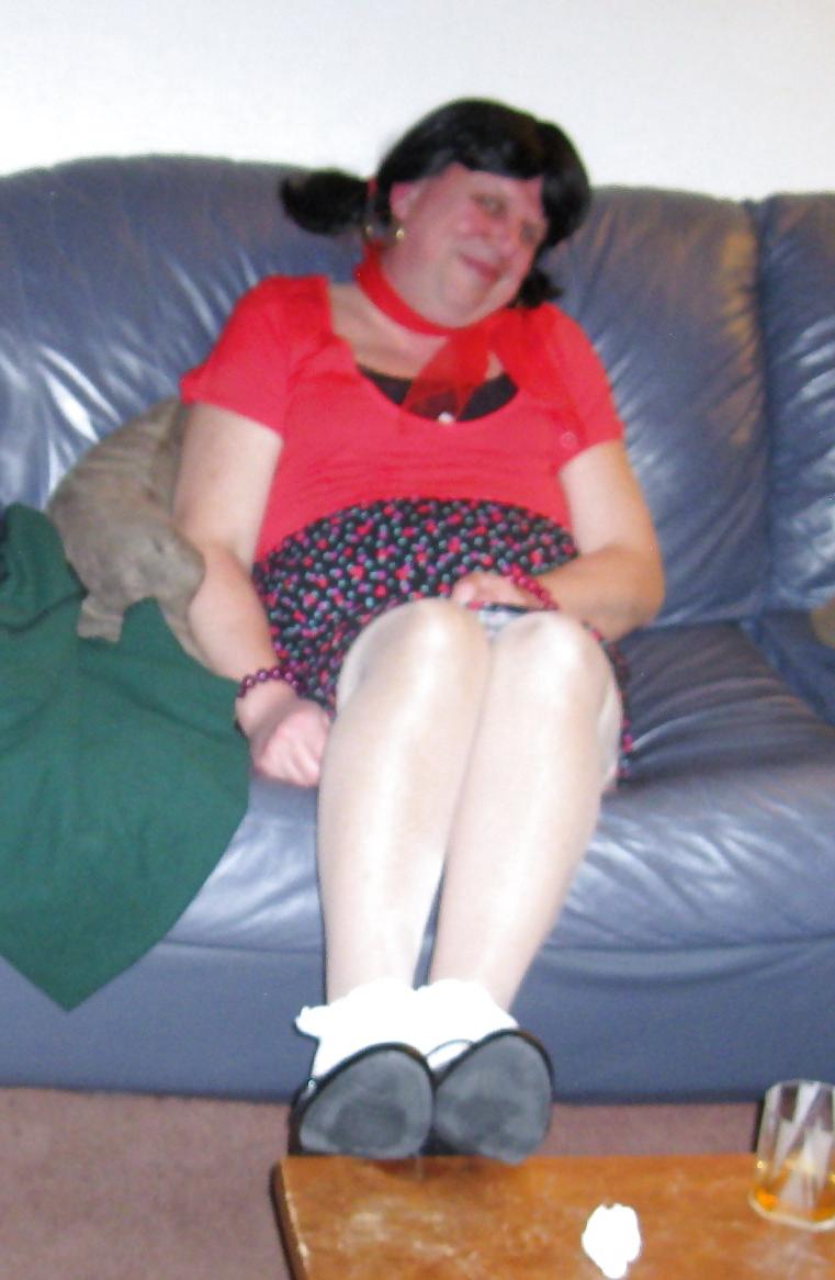 25P Wife of a sissy and sissy hubby