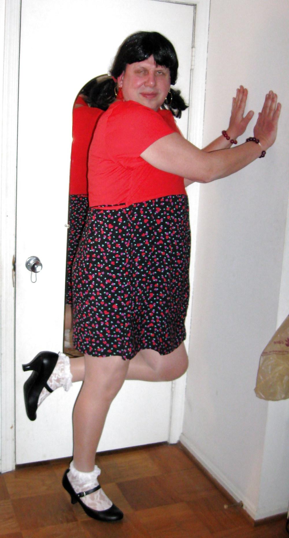 25P Wife of a sissy and sissy hubby