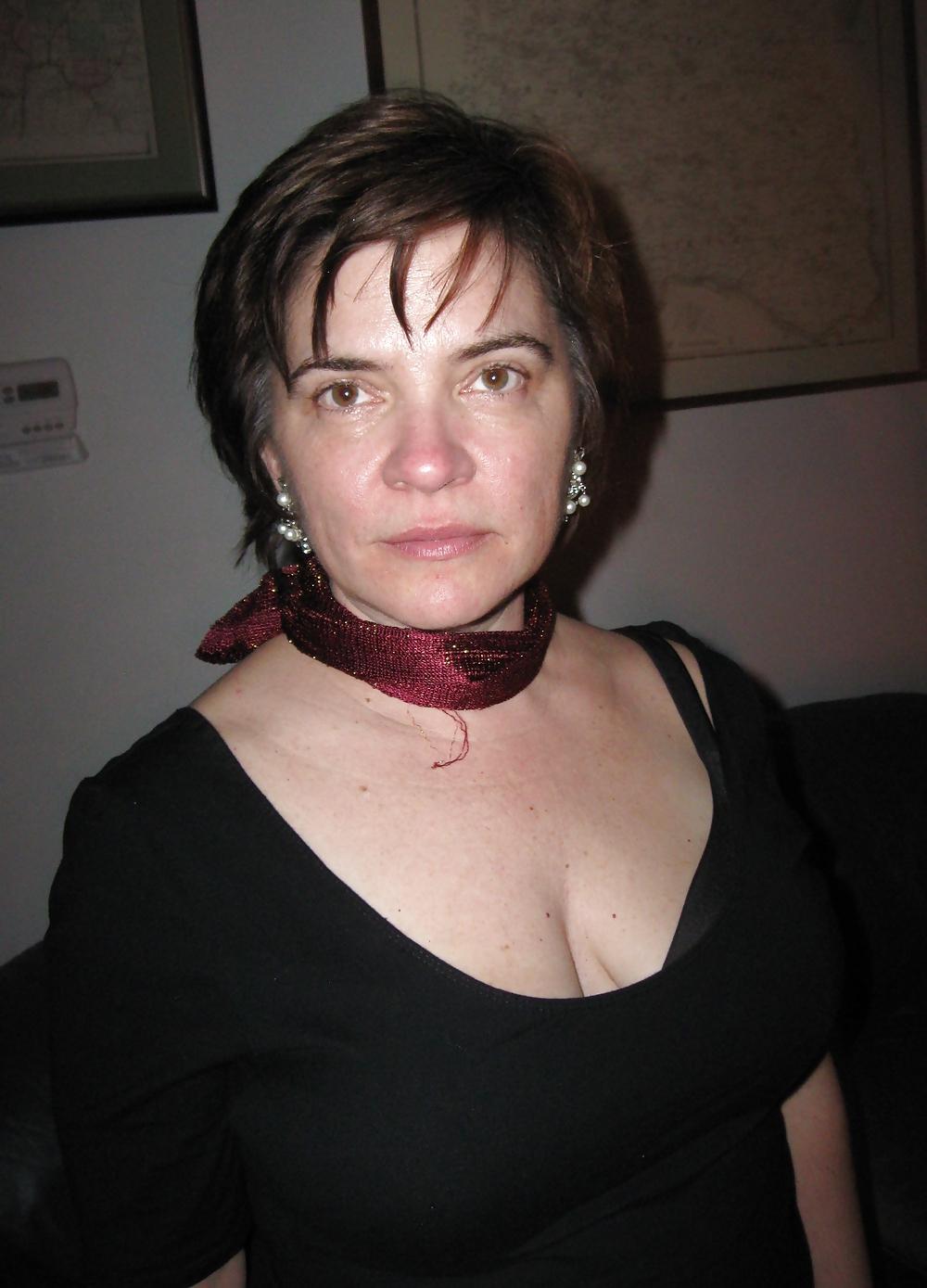 22P Wife of a sissy and sissy hubby