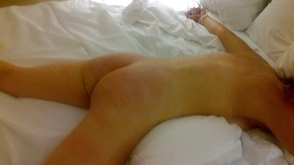15P Slave Jessika gets punished