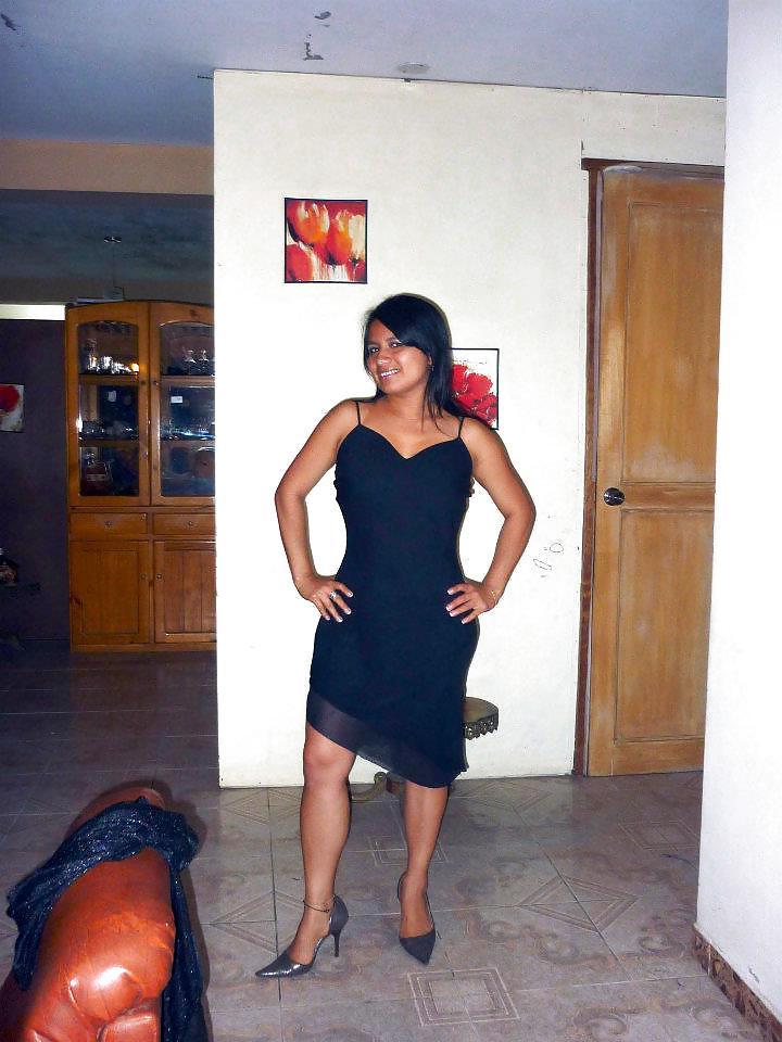 25P Friend Facebook-Latina Sexy