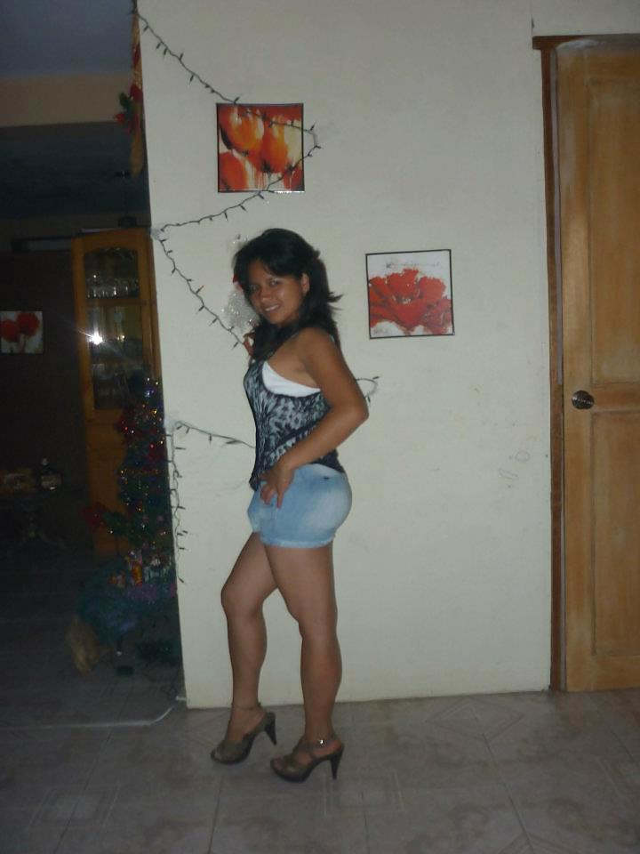 25P Friend Facebook-Latina Sexy