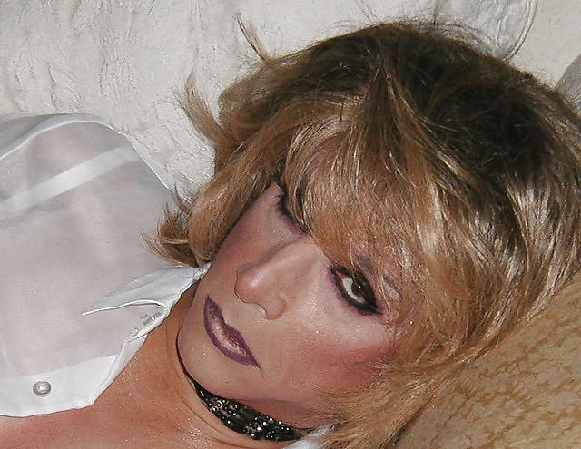11P Stunning sissy slut  