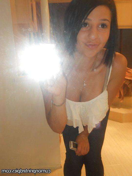 25P Huge Teen Tits on this Aussie Slut