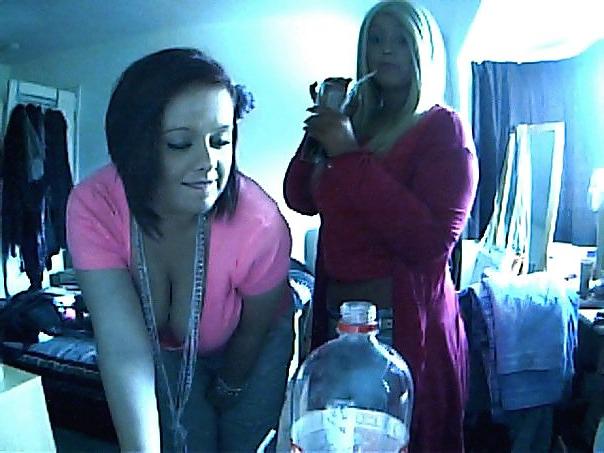 10P Sister an her fat mate