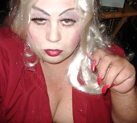 14P BBW Sissy Diane- Trying different looks