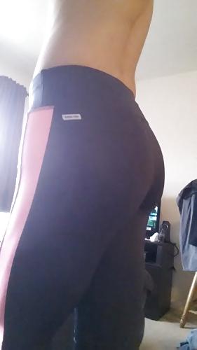 7P My Sissy Self In Tight Pants