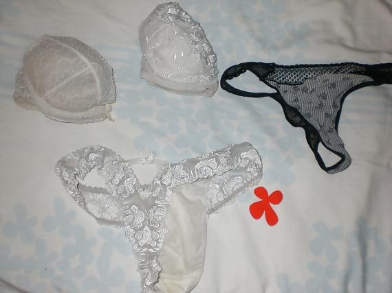 25P Cum on a friend's wife's bra and panties