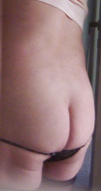 8P I love to show my sissy ass