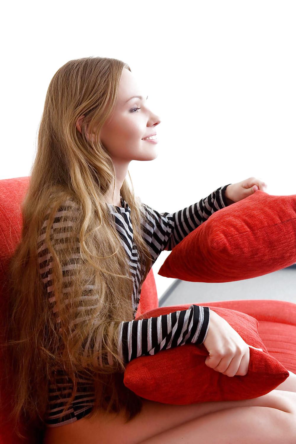 20P Cute slim teen opens her legs