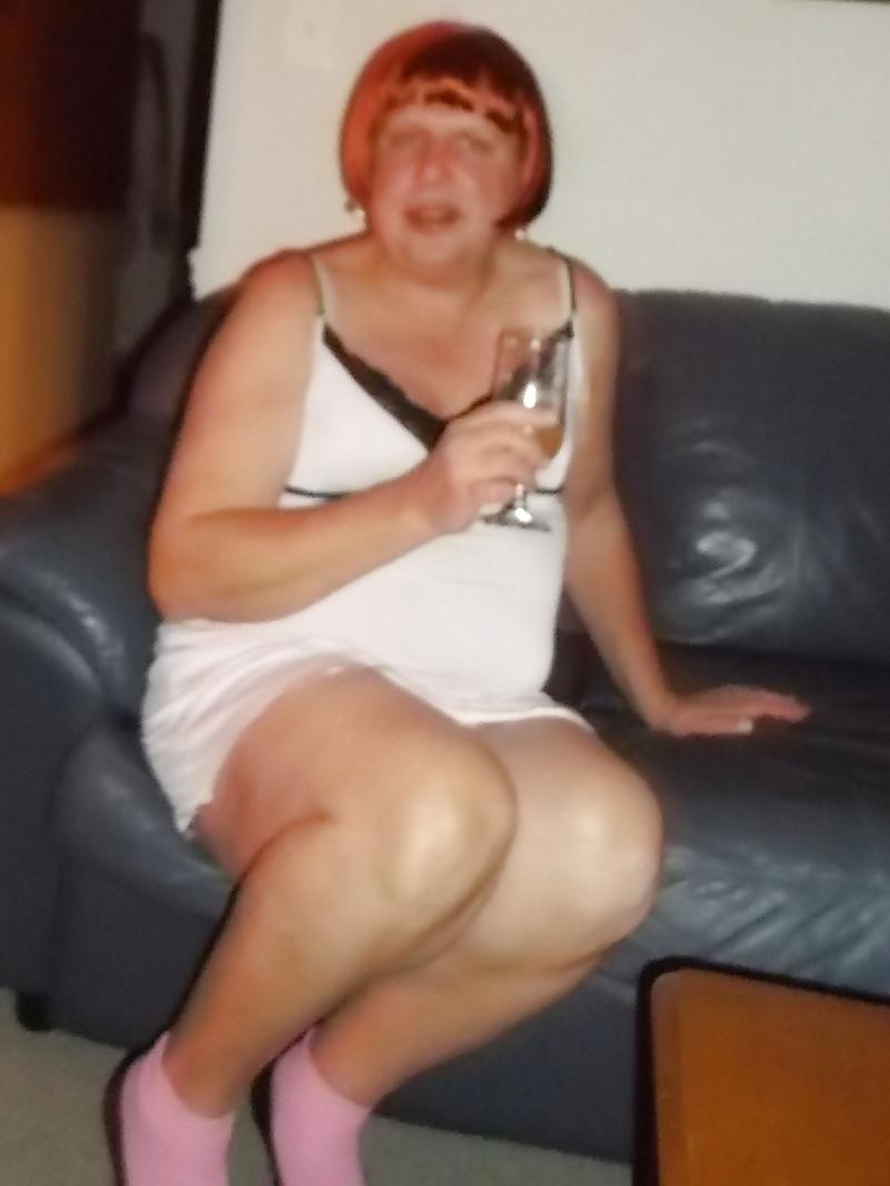 25P Wife of a sissy and sissy hubby