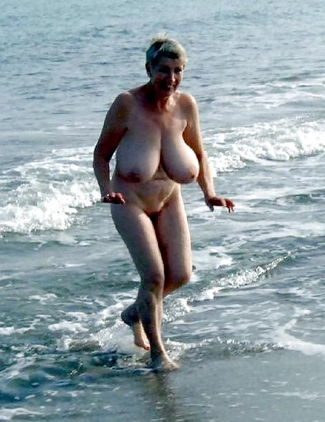 25P Huge Gran