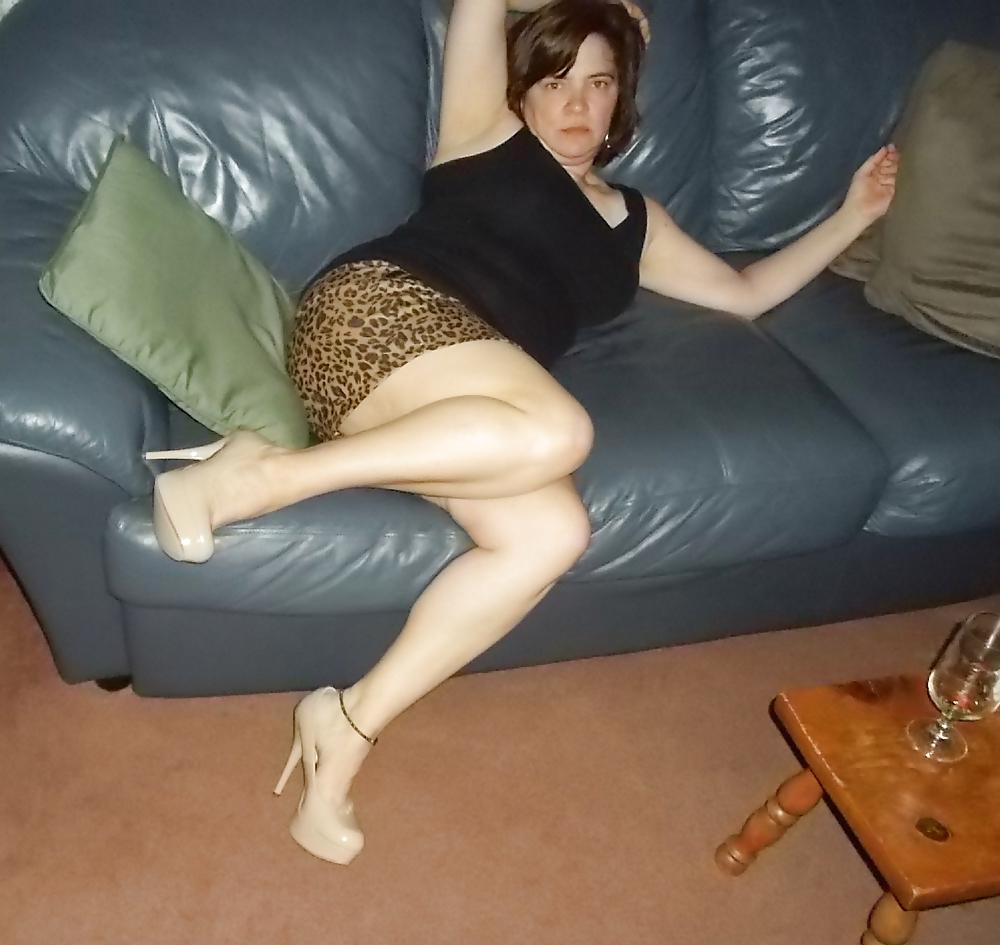 25P Wife of a sissy and sissy hubby