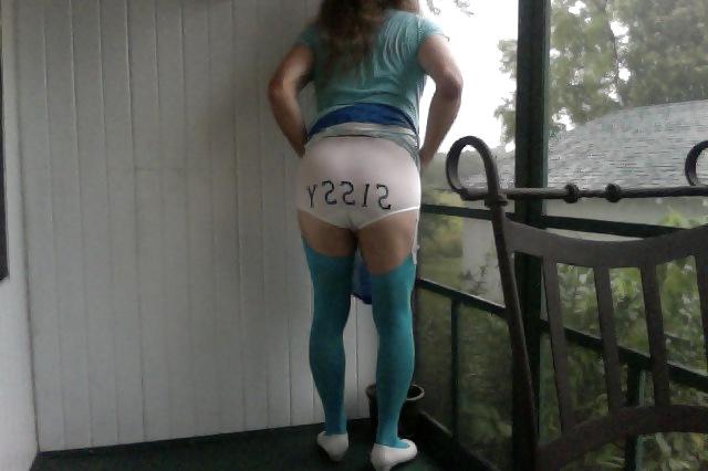 4P Sissy in blue on a rainy day
