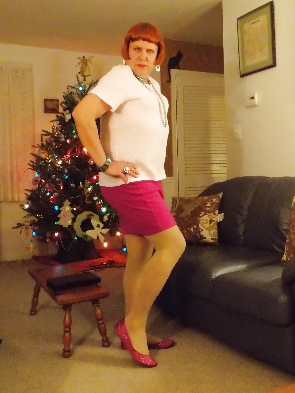 25P Wife of a sissy and sissy hubby