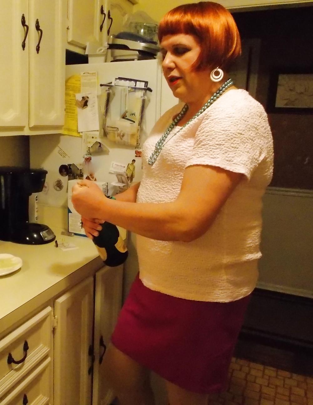 25P Wife of a sissy and sissy hubby