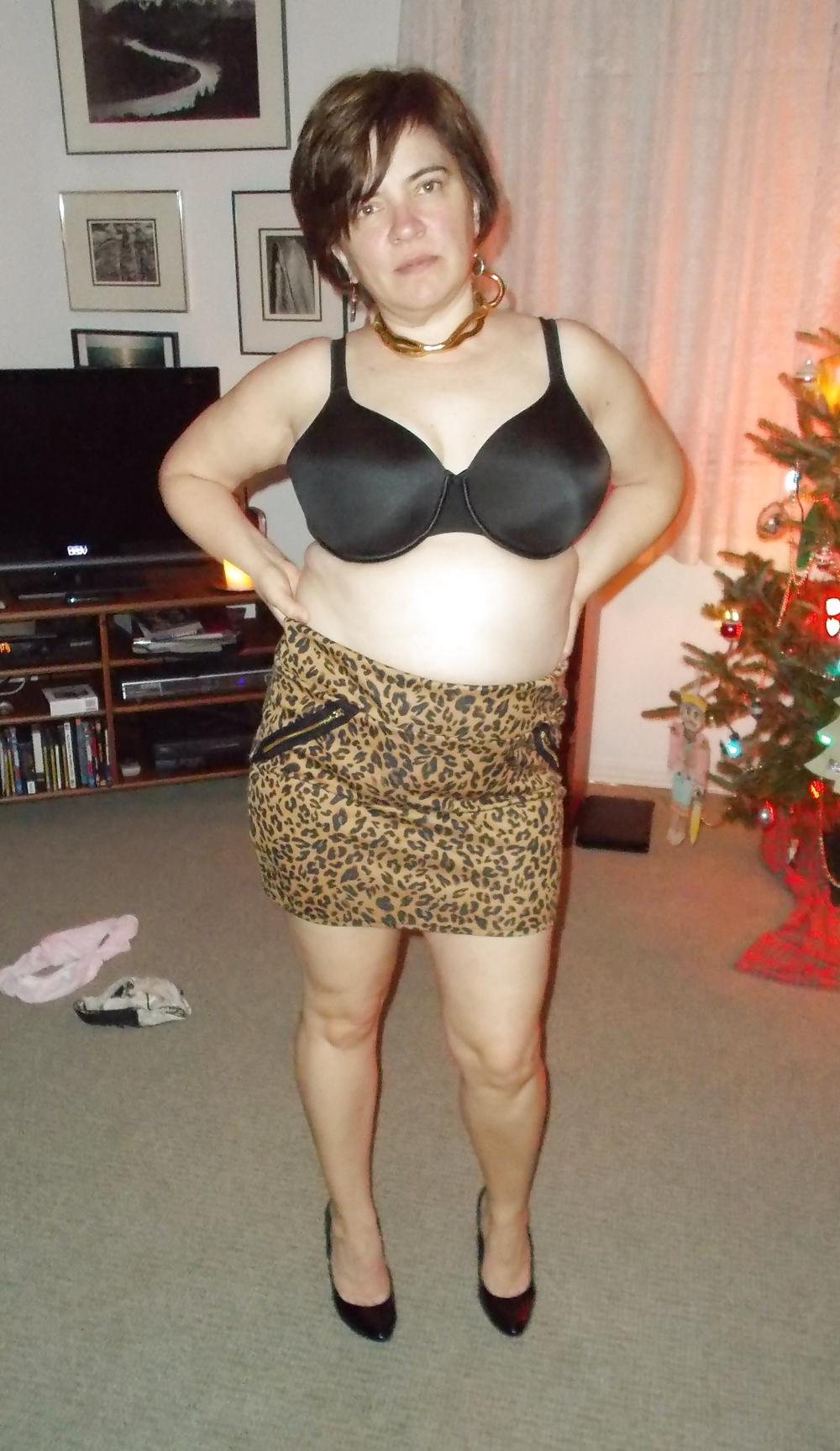 25P Wife of a sissy and sissy hubby