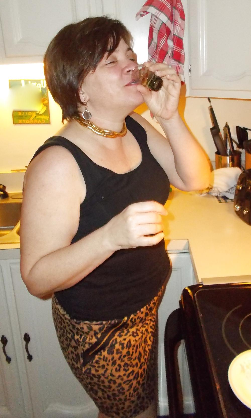 25P Wife of a sissy and sissy hubby