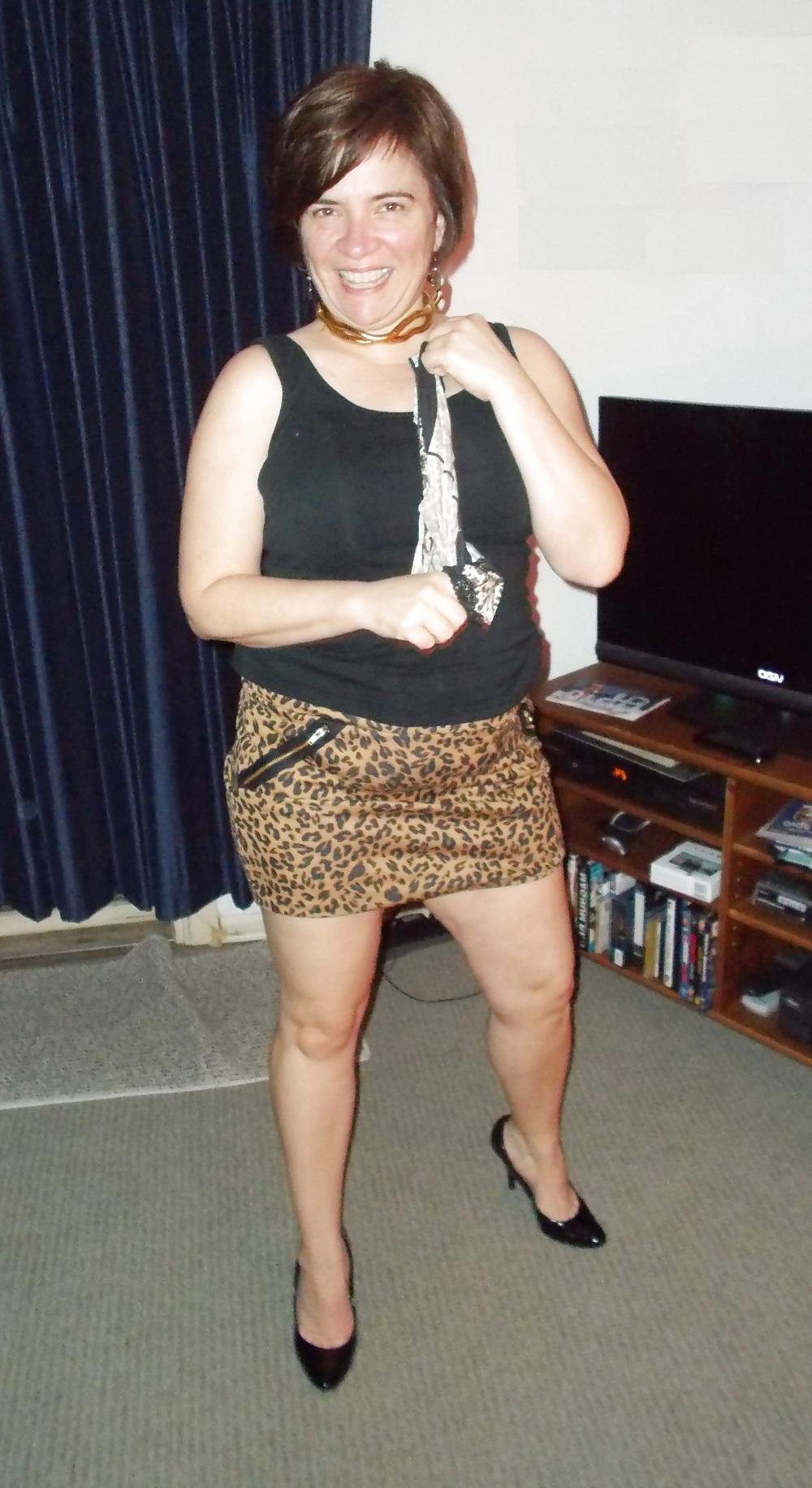 25P Wife of a sissy and sissy hubby