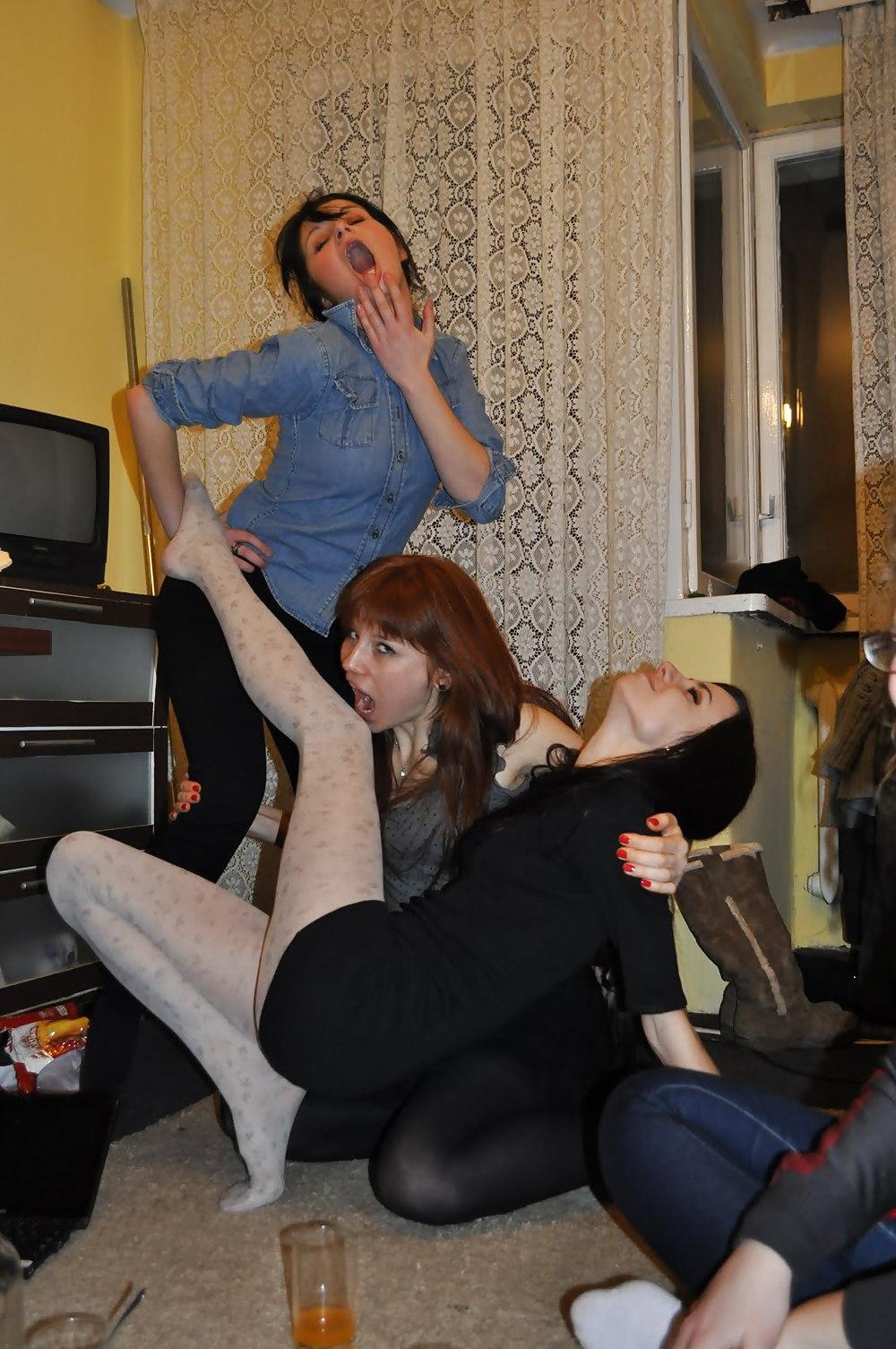 25P Best Girls in Pantyhose 2 
