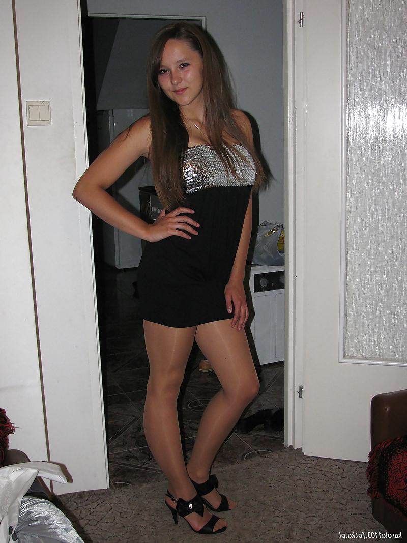 25P Best Girls in Pantyhose 2 
