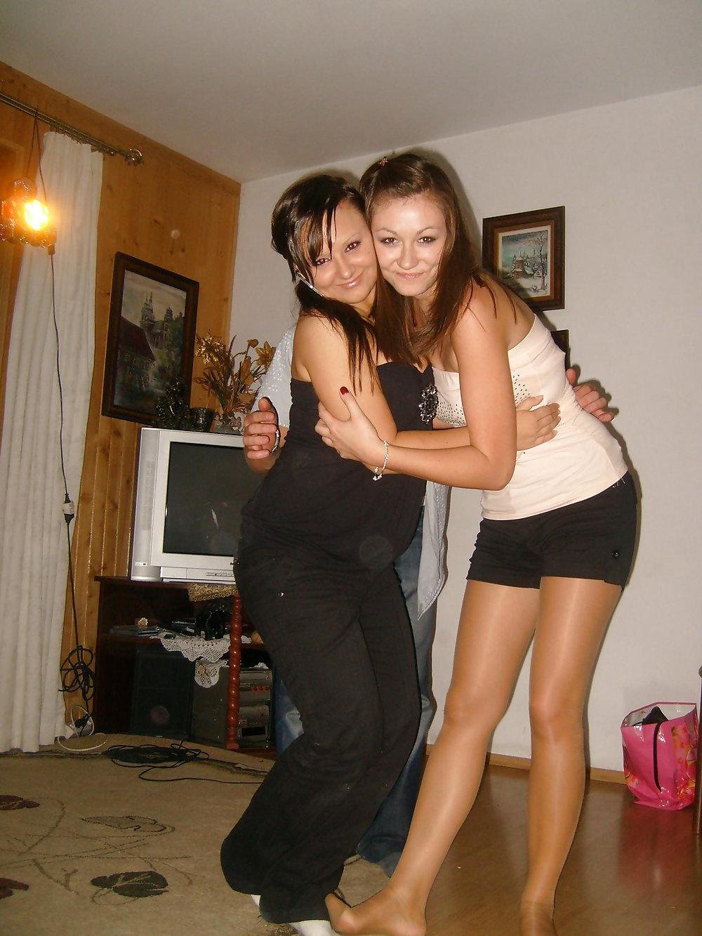 25P Best Girls in Pantyhose 2 