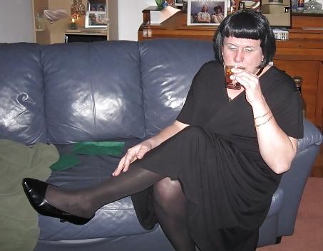 22P Wife of a sissy and sissy hubby