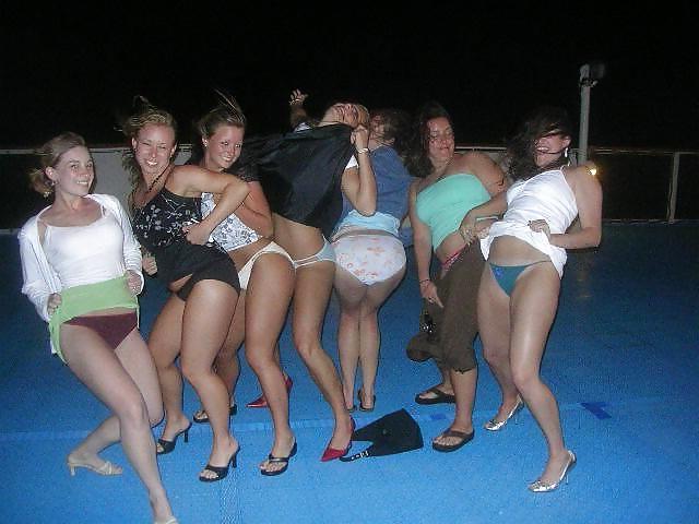 25P Skirt lifting whores