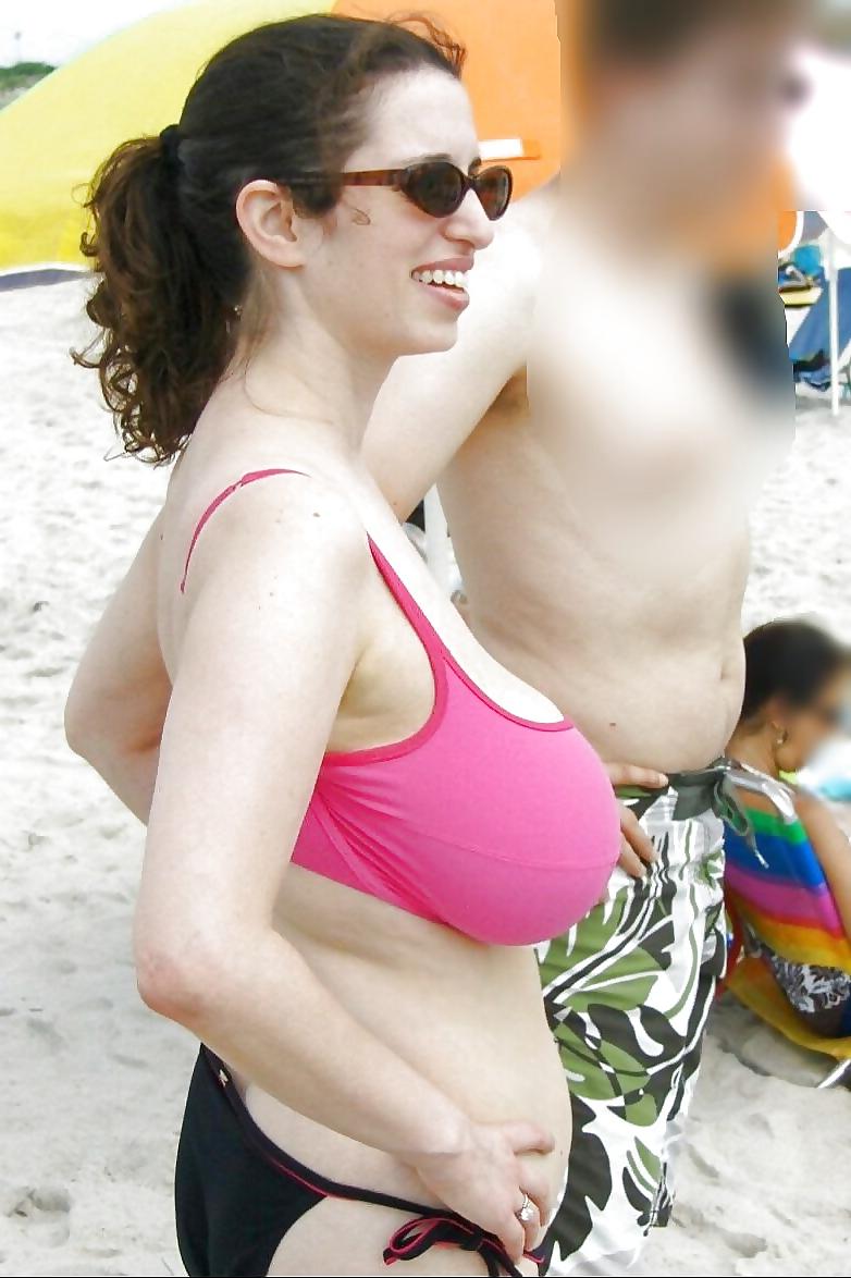 13P Huge Titted NY Dr Shari Green
