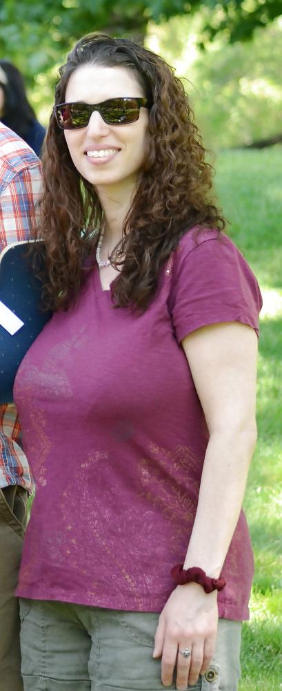 13P Huge Titted NY Dr Shari Green