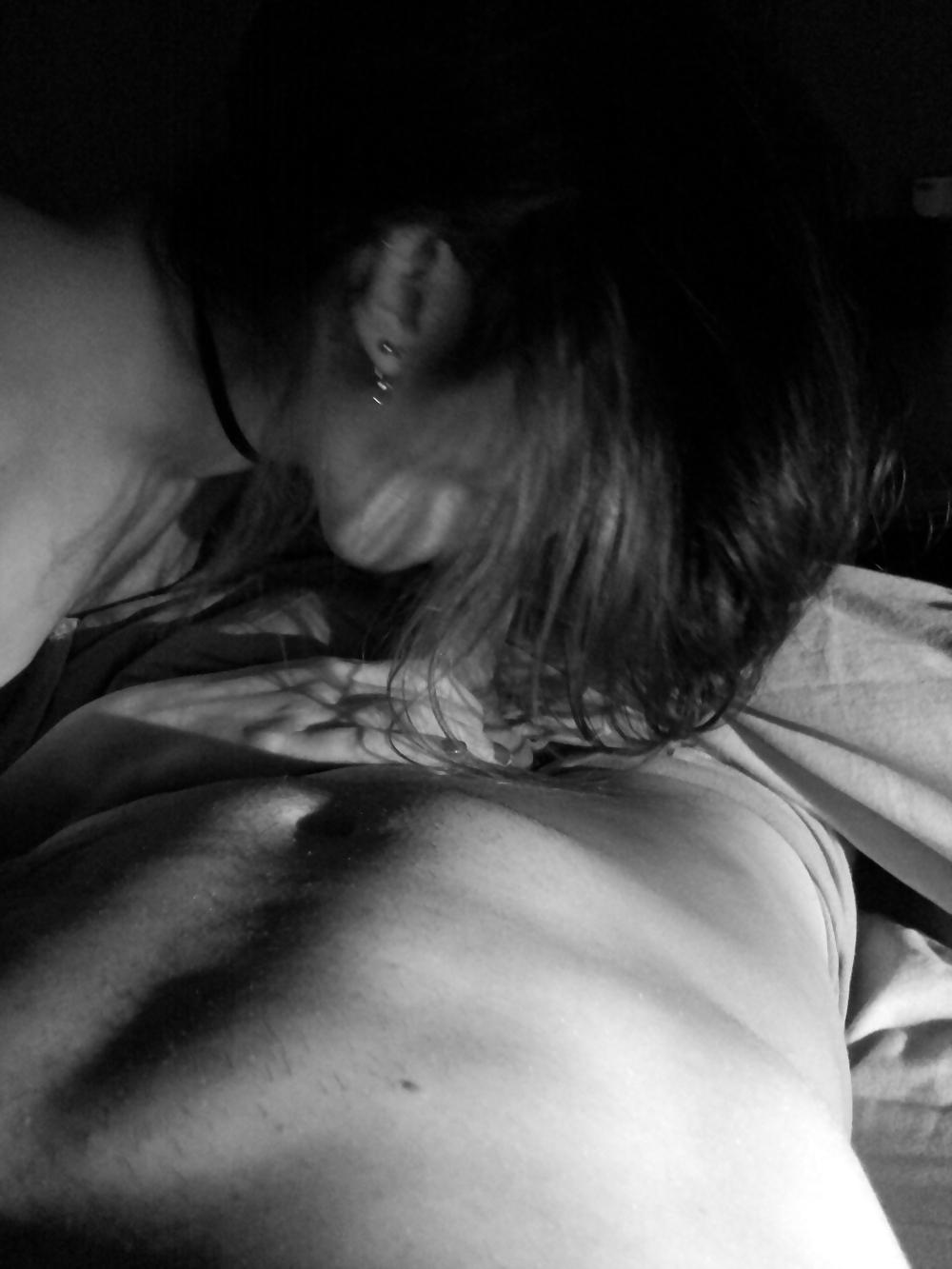 25P My amateur slave girlfriend sucking my dick