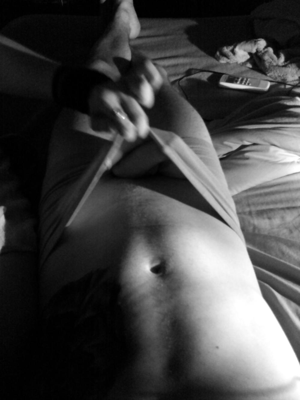 25P My amateur slave girlfriend sucking my dick