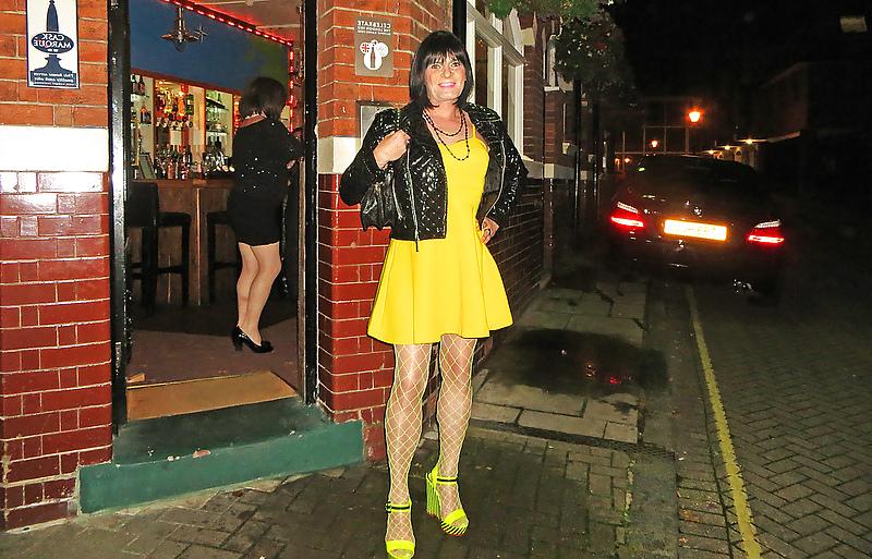 12P Sissy Donna