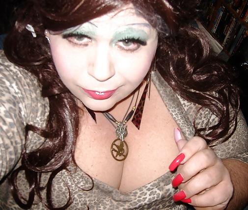 25P BBW Sissy Diane - New pics!